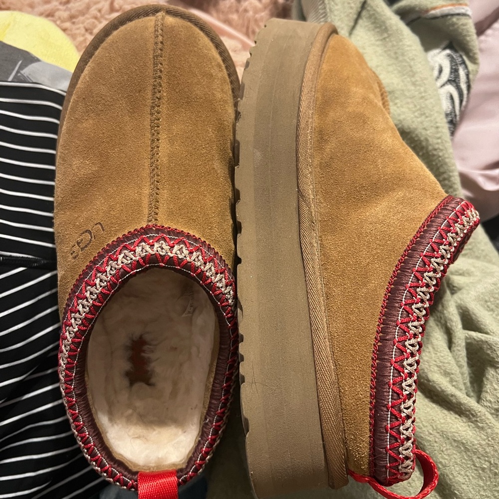 Ugg Tazz Slippers